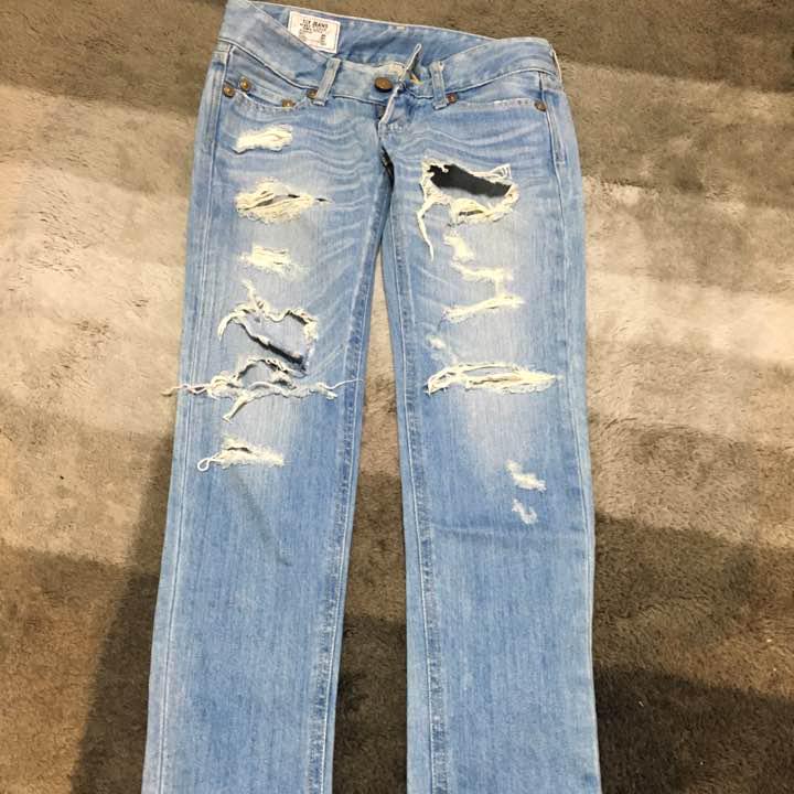メルカリ 流行りのクラッシュデニム Sly Jeans デニム ジーンズ 3 333 中古や未使用のフリマ メルカリ 流行りのクラッシュデニム Sly Jeans デニム ジーンズ 3 333 中古や未使用のフリマ