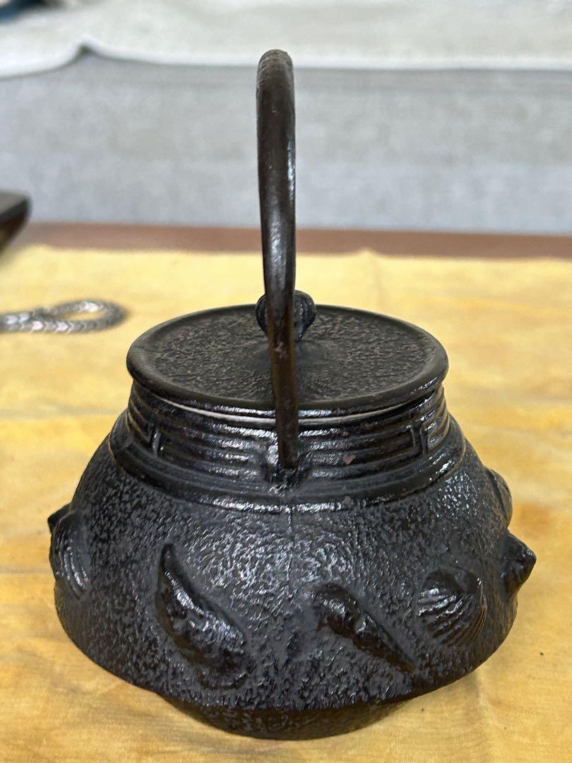 南部　急須　陽刻　貝殻　松雲堂？