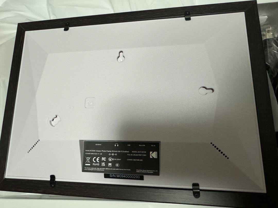 新品未使用　KODAK   Photo Frame 10インチRCF-1012W