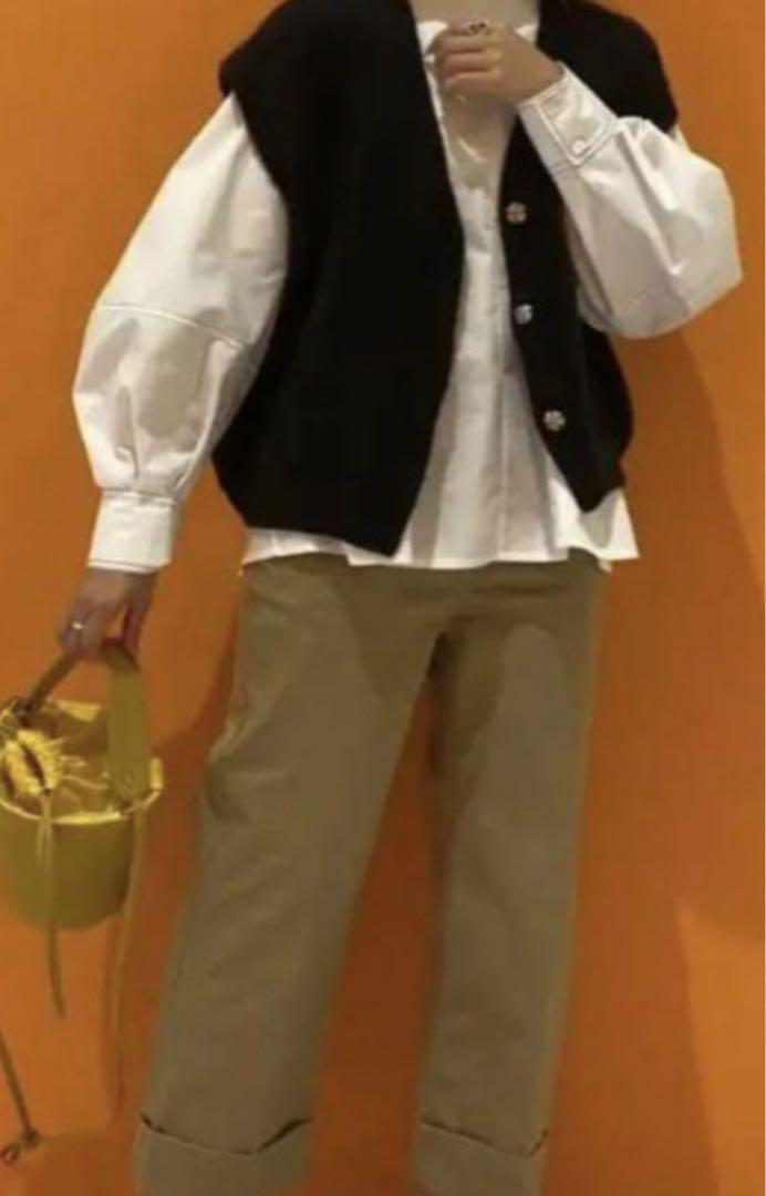 美品　gypsohilaパンツ