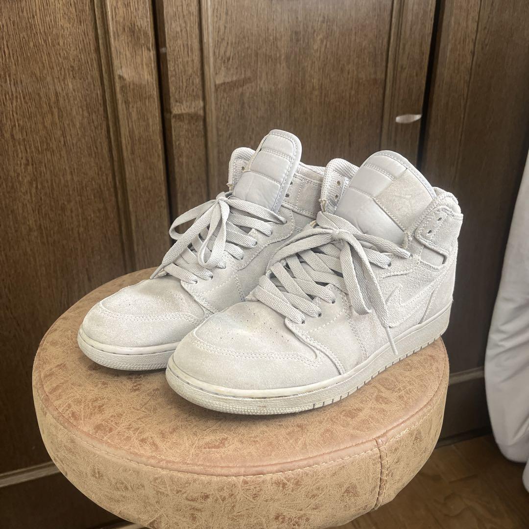 24cm NIKEエアジョーダン　グレー　スエードカラー