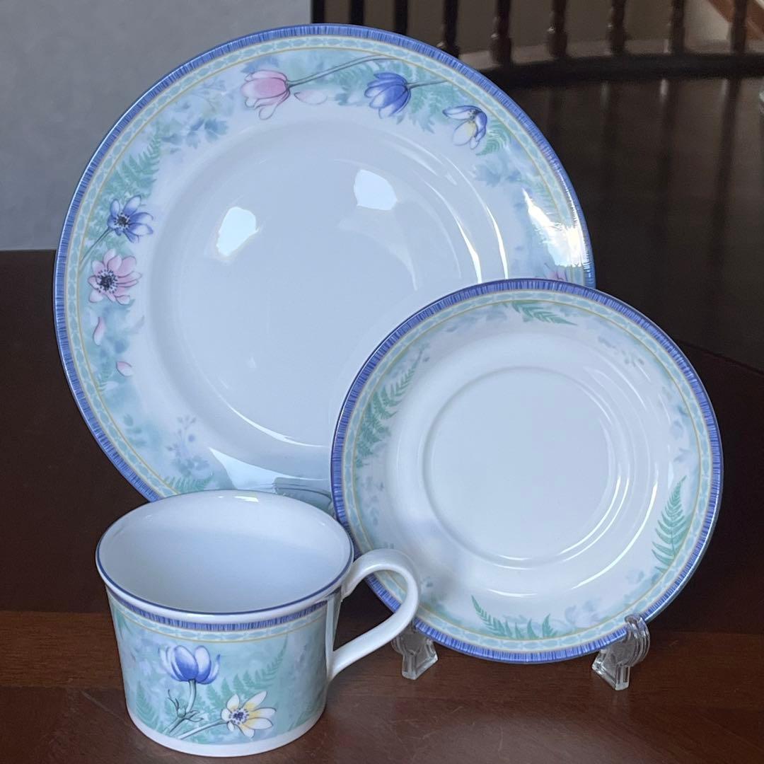 デルフィーナ トリオWEDGWOOD