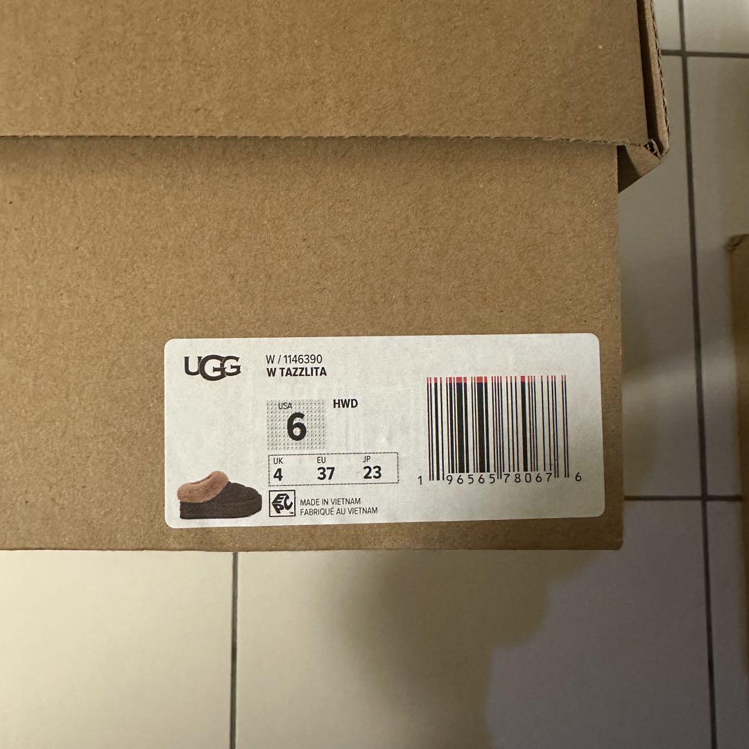 UGG Tazzlita ダズリータ　ブーツ