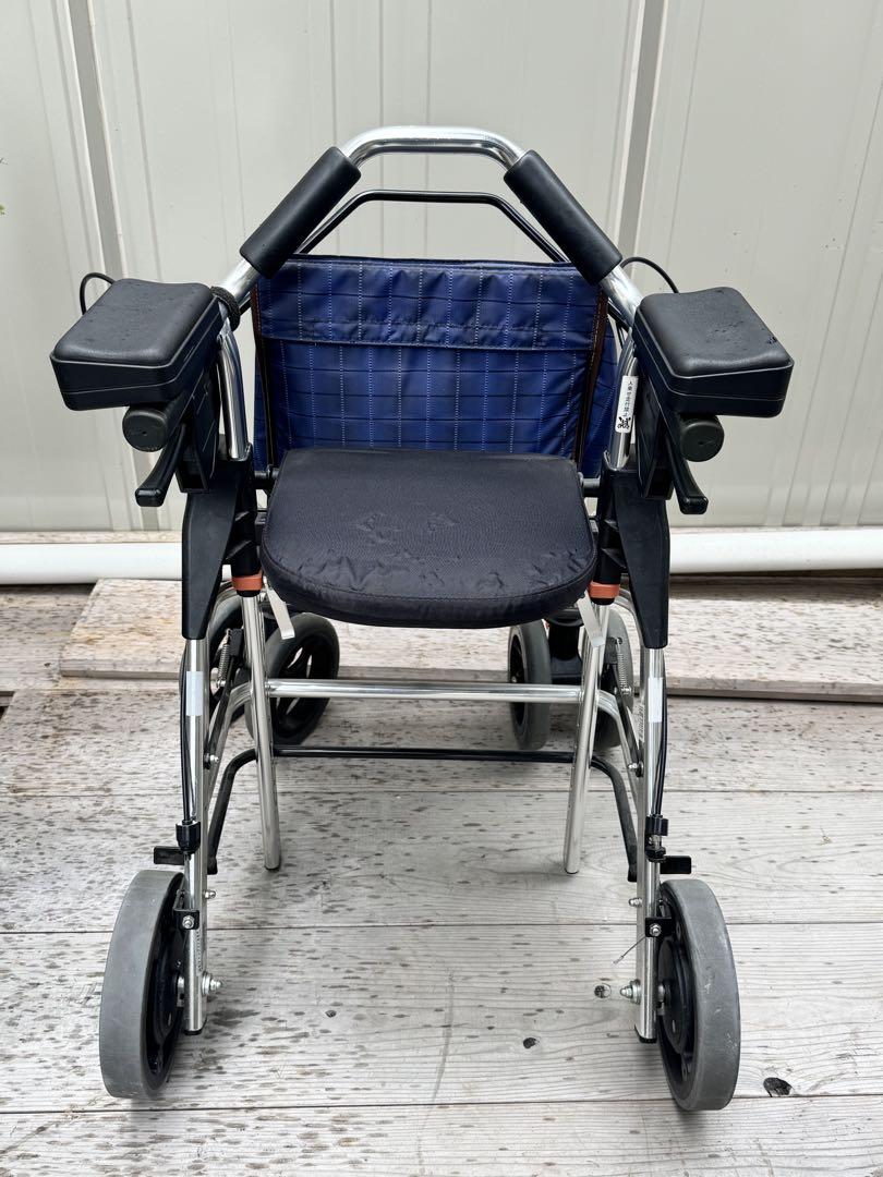 ゆ*ん様 幸和製作所 歩行車 テイコブリトルRF WAW02