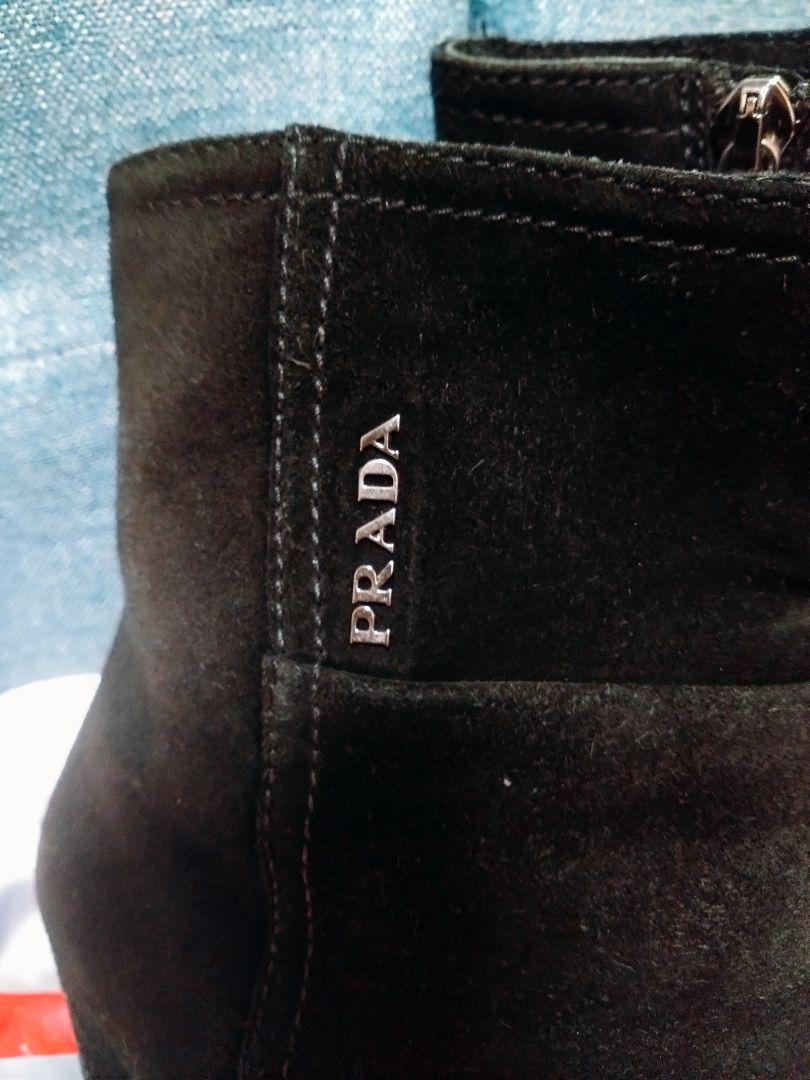 PRADAブーツ