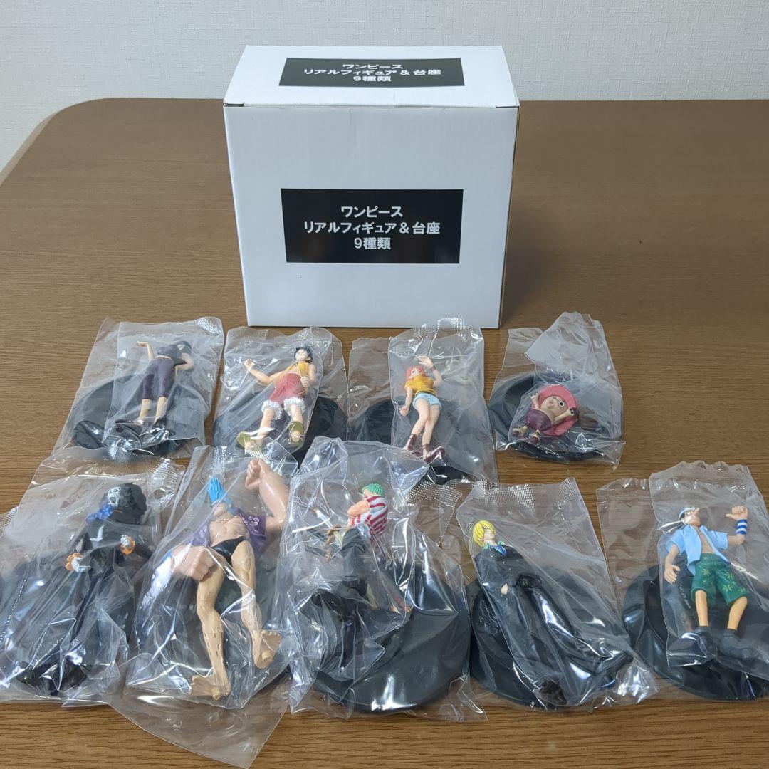 ワンピース リアルフィギュア & ステンレスカップ