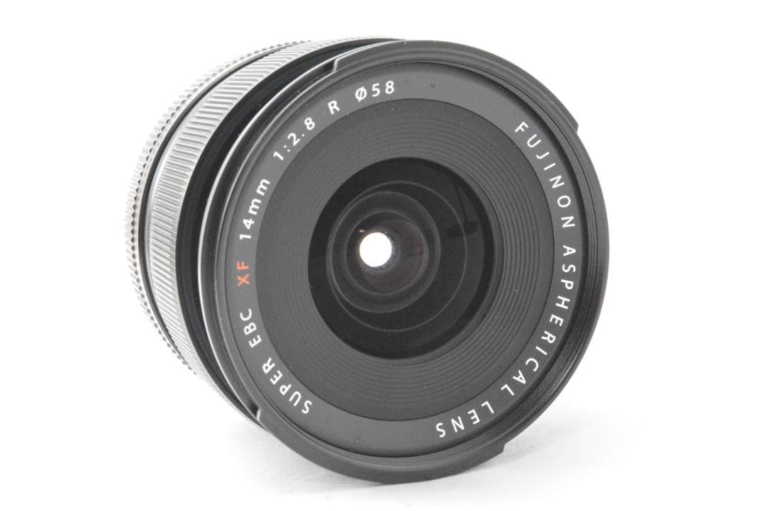 フジフィルム　Fujifilm XF 14mm F2.8 R