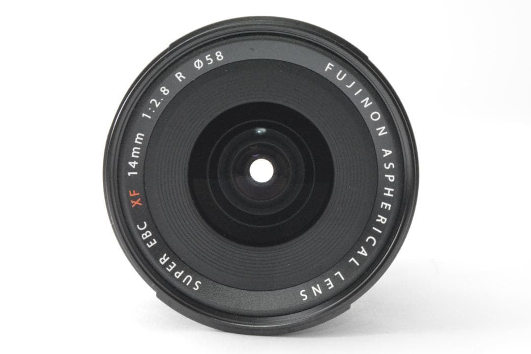 フジフィルム　Fujifilm XF 14mm F2.8 R