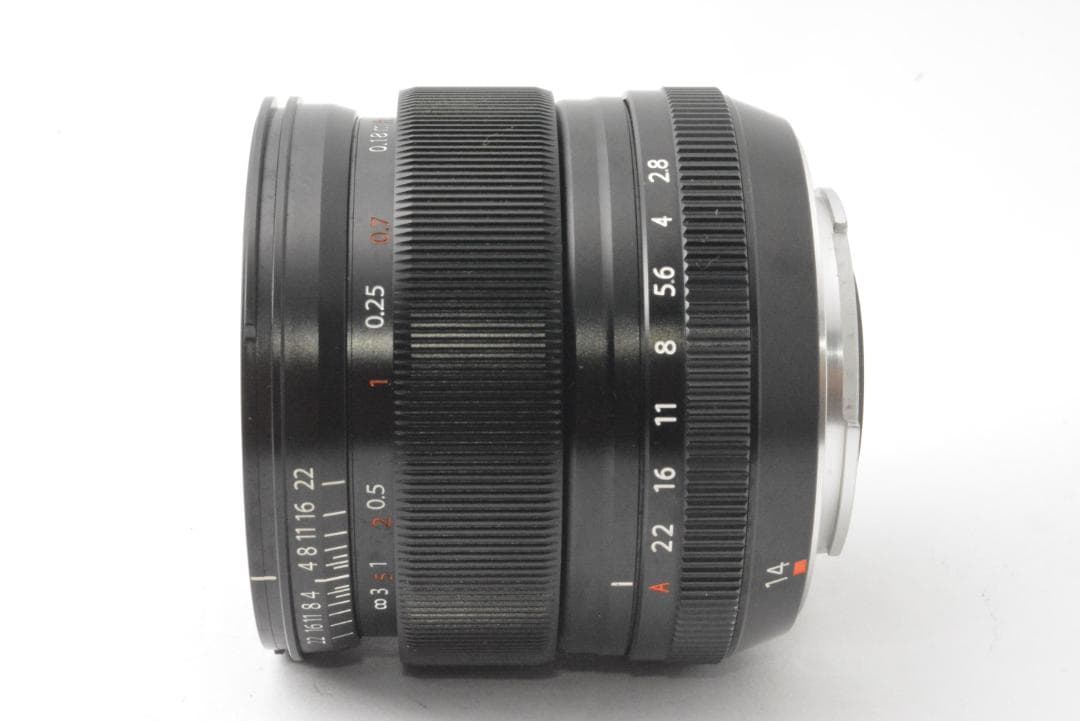 フジフィルム　Fujifilm XF 14mm F2.8 R