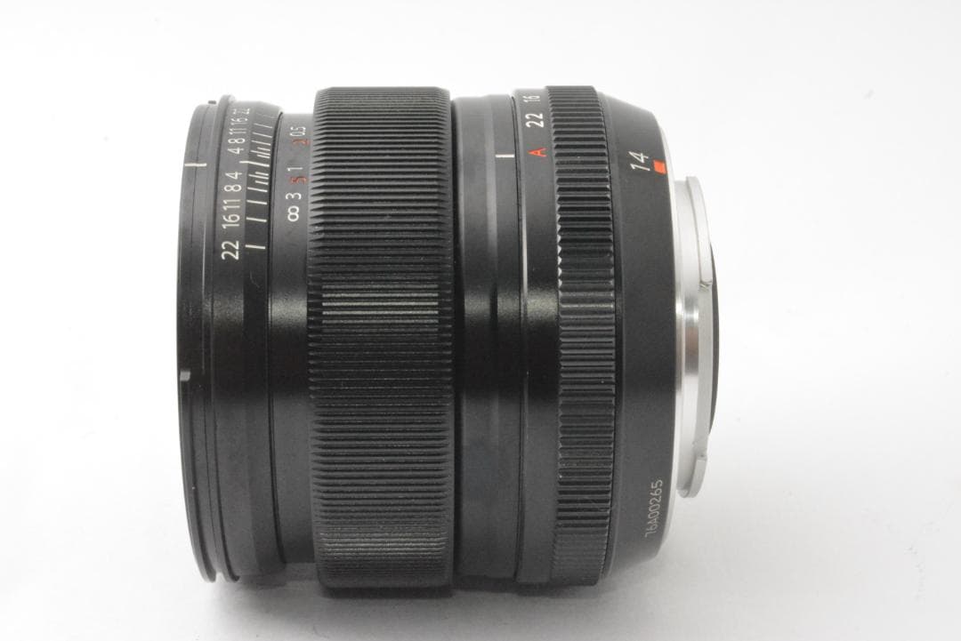 フジフィルム　Fujifilm XF 14mm F2.8 R