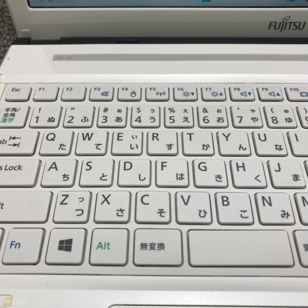 yu　美品の薄型モデルWindows11✨メモリ倍増リカバリ済み富士通 2倍メモリでリカバリ済みWindows11✨薄型モデル 富士通ノート