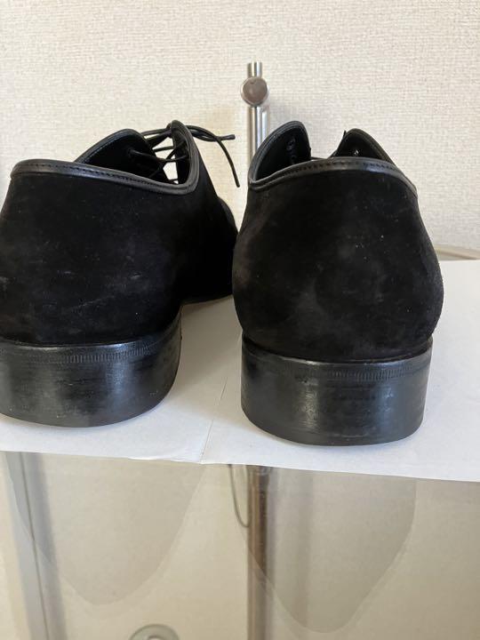 フェラガモ黒スェード、25.5  底は皮。