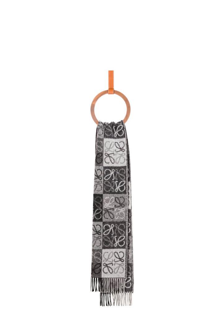 LOEWE チェッカーボード スカーフ マフラー ウール＆カシミア