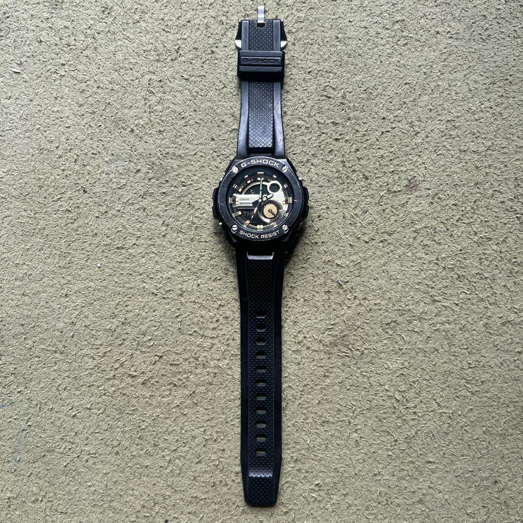 CASIO G-SHOCK GST-210B
