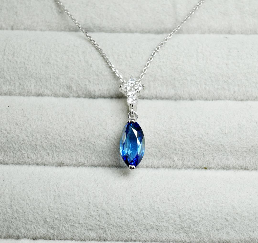 卸売事前公開 天然サファイア 1.29ct D0.18ct ネックレス