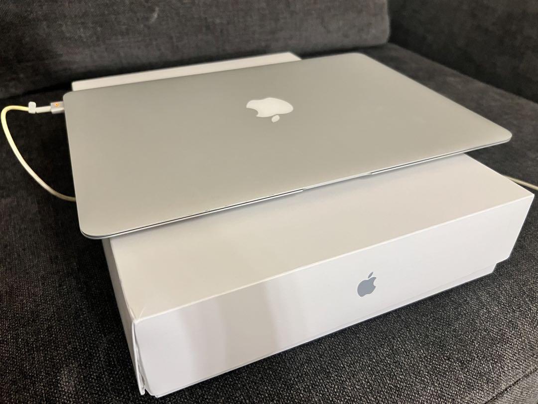 Mac book air 2017　13インチ　箱・充電器付き