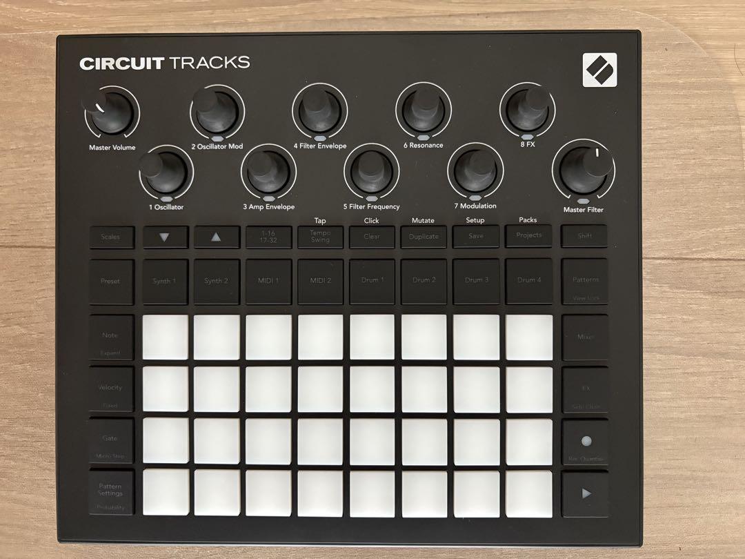 未使用品 Novation Circuit Tracks Used Novation CIRCUIT TRACKS Production Controller | Guitar