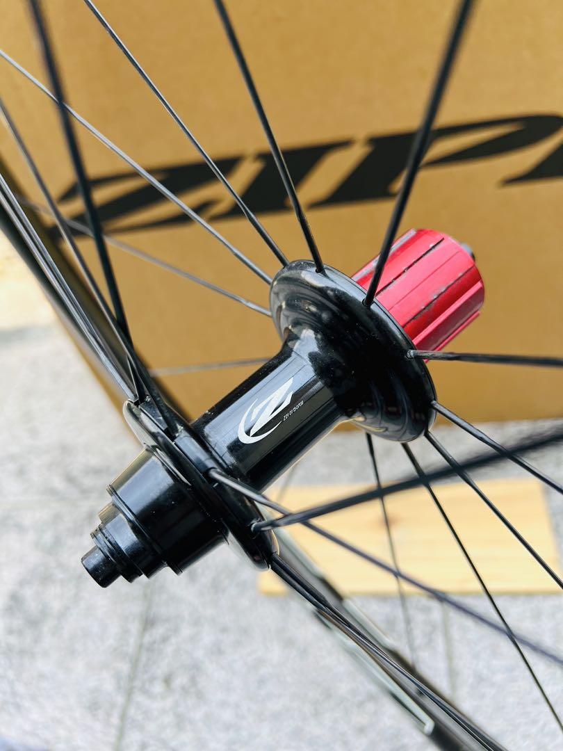 ZIPP 303 firecrest クリンチャー仕様