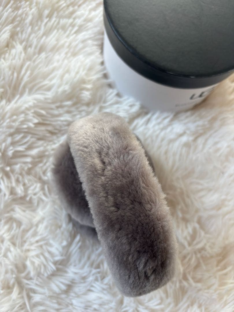 UGG Bluetoothイヤーマフ グレー ファー 耳あて UGG Bluetoothイヤーマフ グレー ファー 耳あて