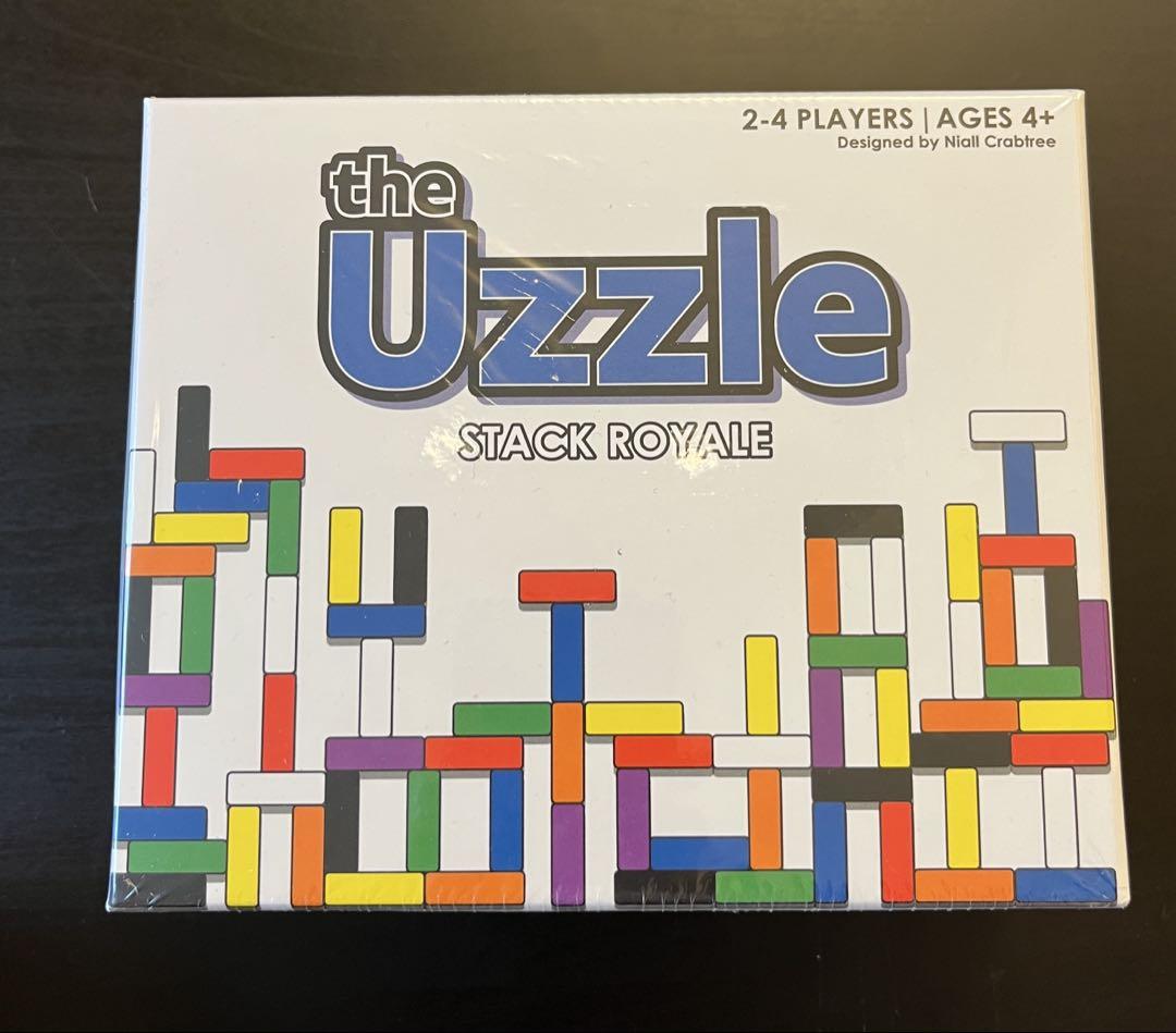 the Uzzle Stack Royale ボードゲーム