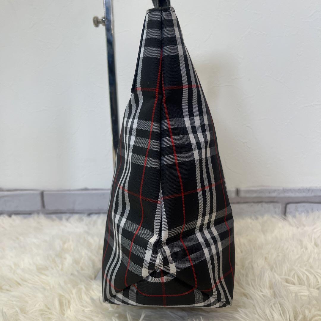 超美品☆【バーバリー　ロンドン】黒　ノバチェック　ナイロン　レザー　ロゴ　トート