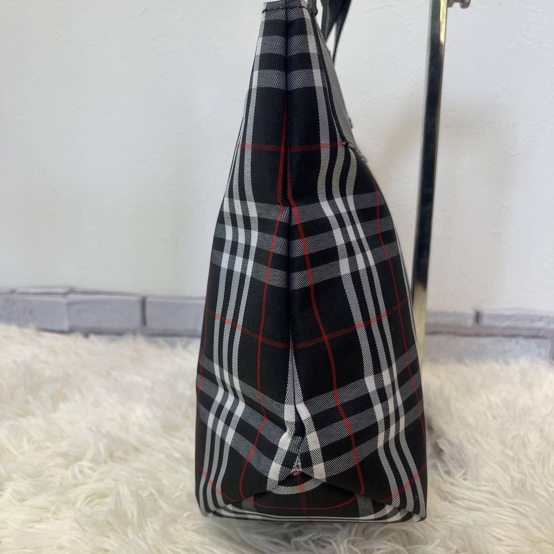 超美品☆【バーバリー　ロンドン】黒　ノバチェック　ナイロン　レザー　ロゴ　トート
