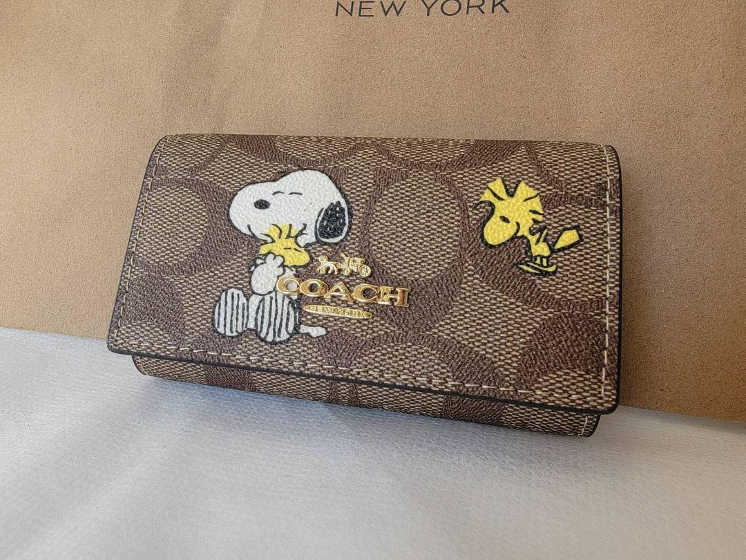 【新品未使用】COACHコーチ ピーナッツコラボ 5連キーケース