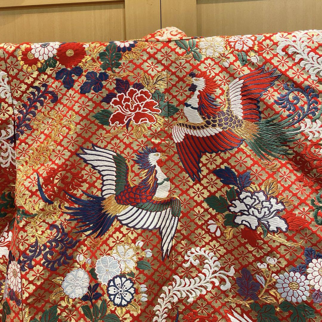正絹花嫁色打掛唐織赤鳳凰花文様色打掛披露宴に、写真撮影におすすめ