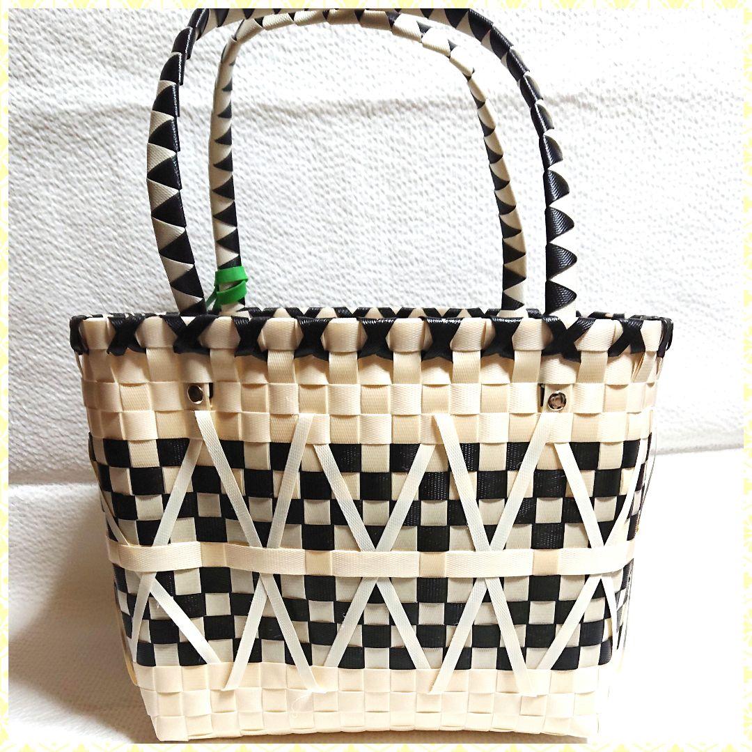 最新!MARNIフラワーカフェ ピクニックバッグ white&black お値下げ