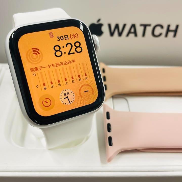 ほぼ未使用】Apple Watch SE 第二世代（SE2）44mm おまけ付