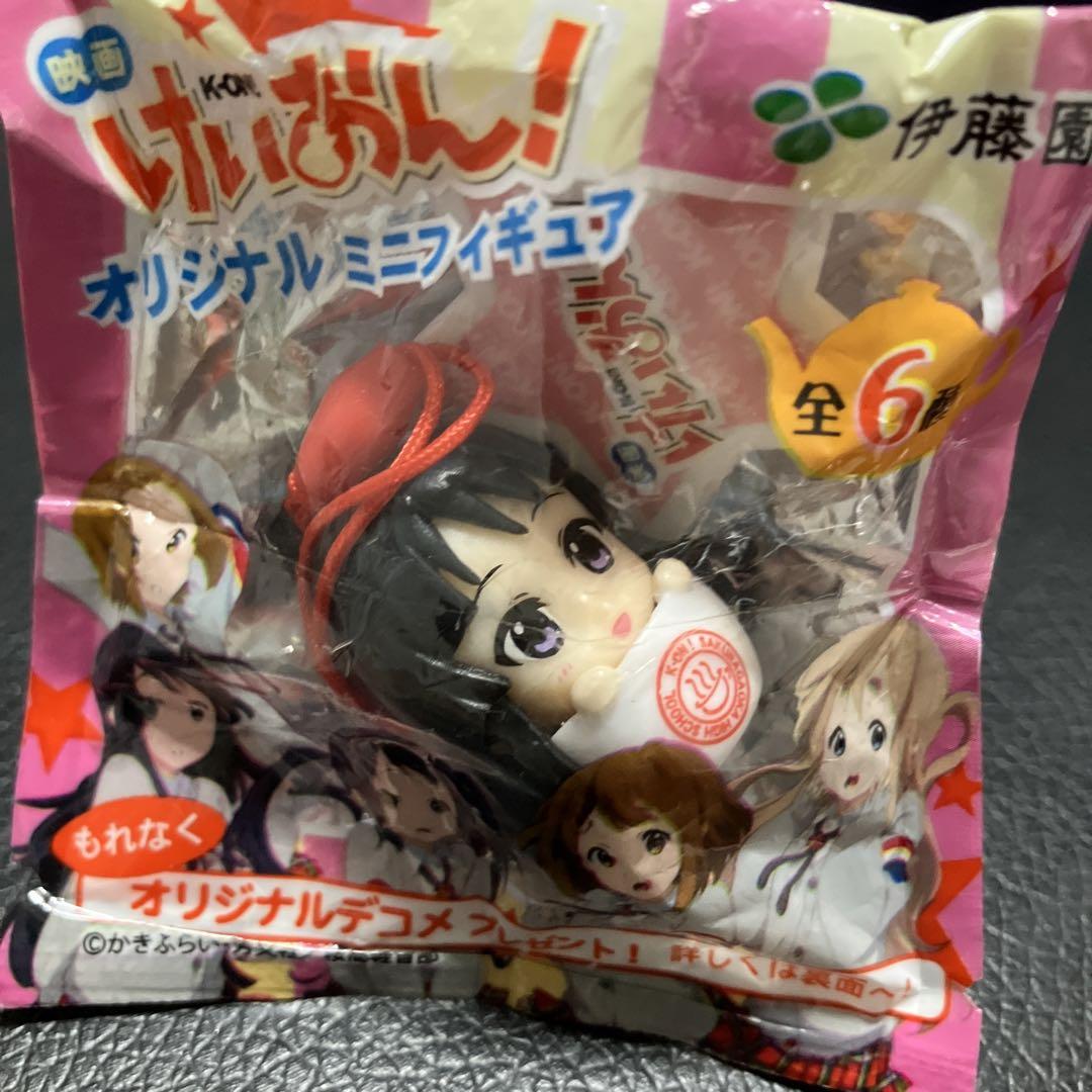 けいおん! 秋山澪 ミニフィギュア ストラップ付き - メルカリ