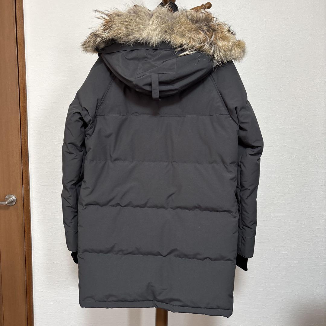 カナダグース　エモリーファー付きダウンパーカー