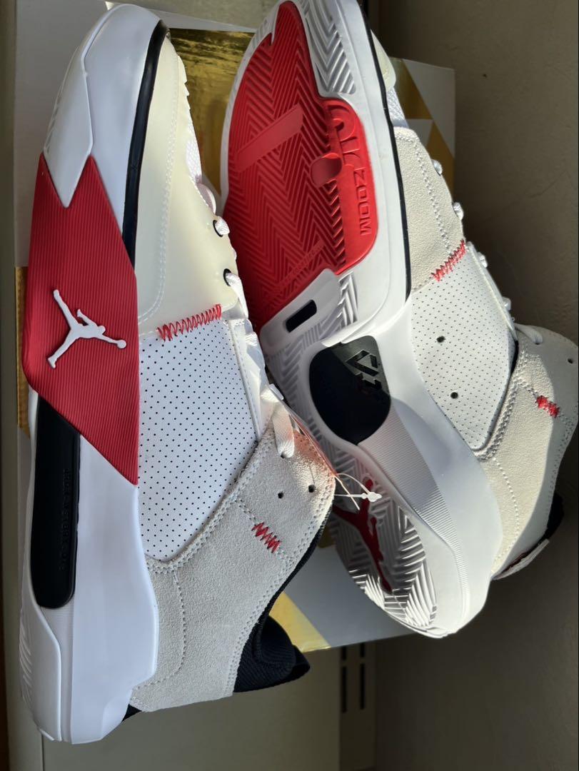 定率割引 西日本 Jordan ホワイト/レッド/グレー バスケットボールシューズ シューズ(男性用)