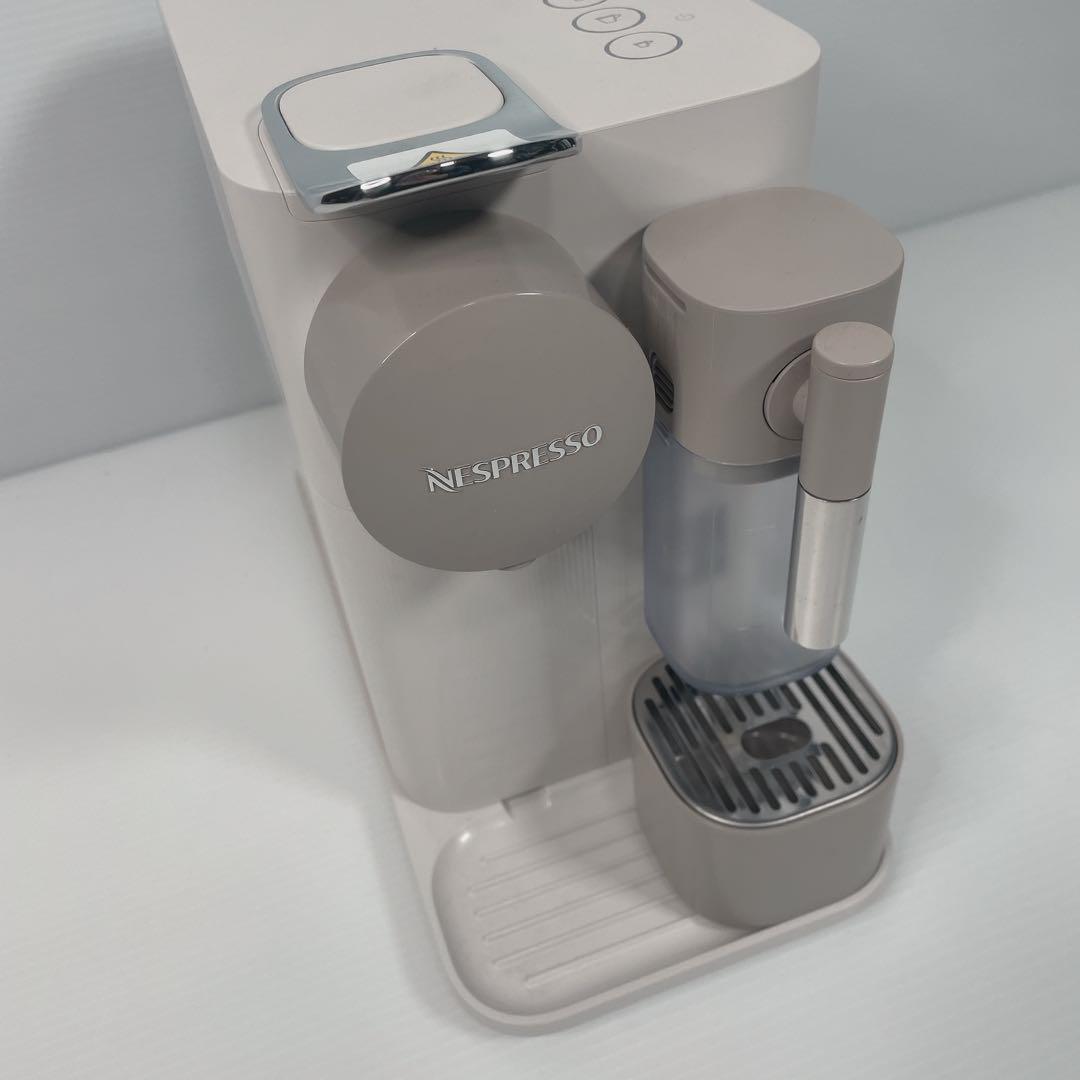 【美品】NESPRESSO ラティシマ・ワン