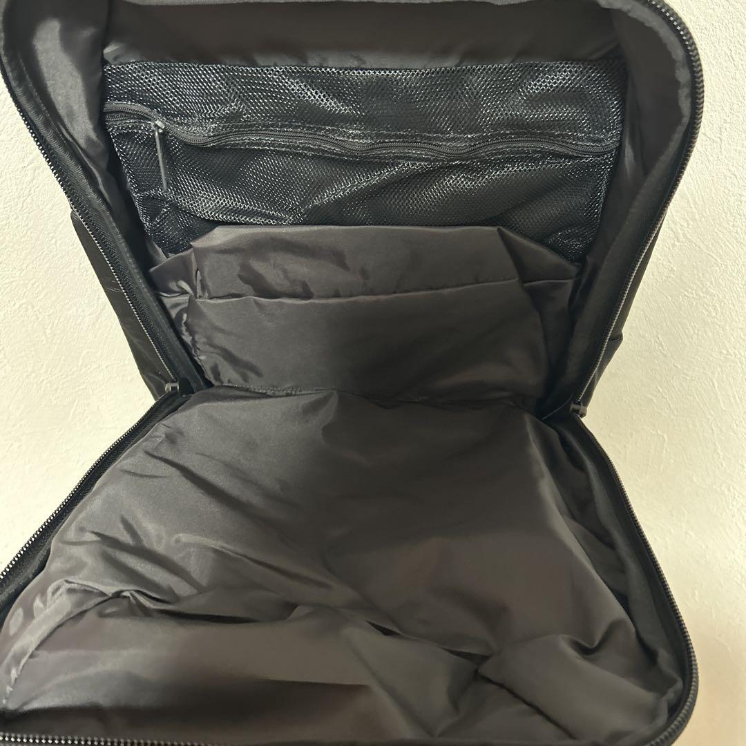 NTTドコモ レッドハリケーンズ アディダスバックパック 25L
