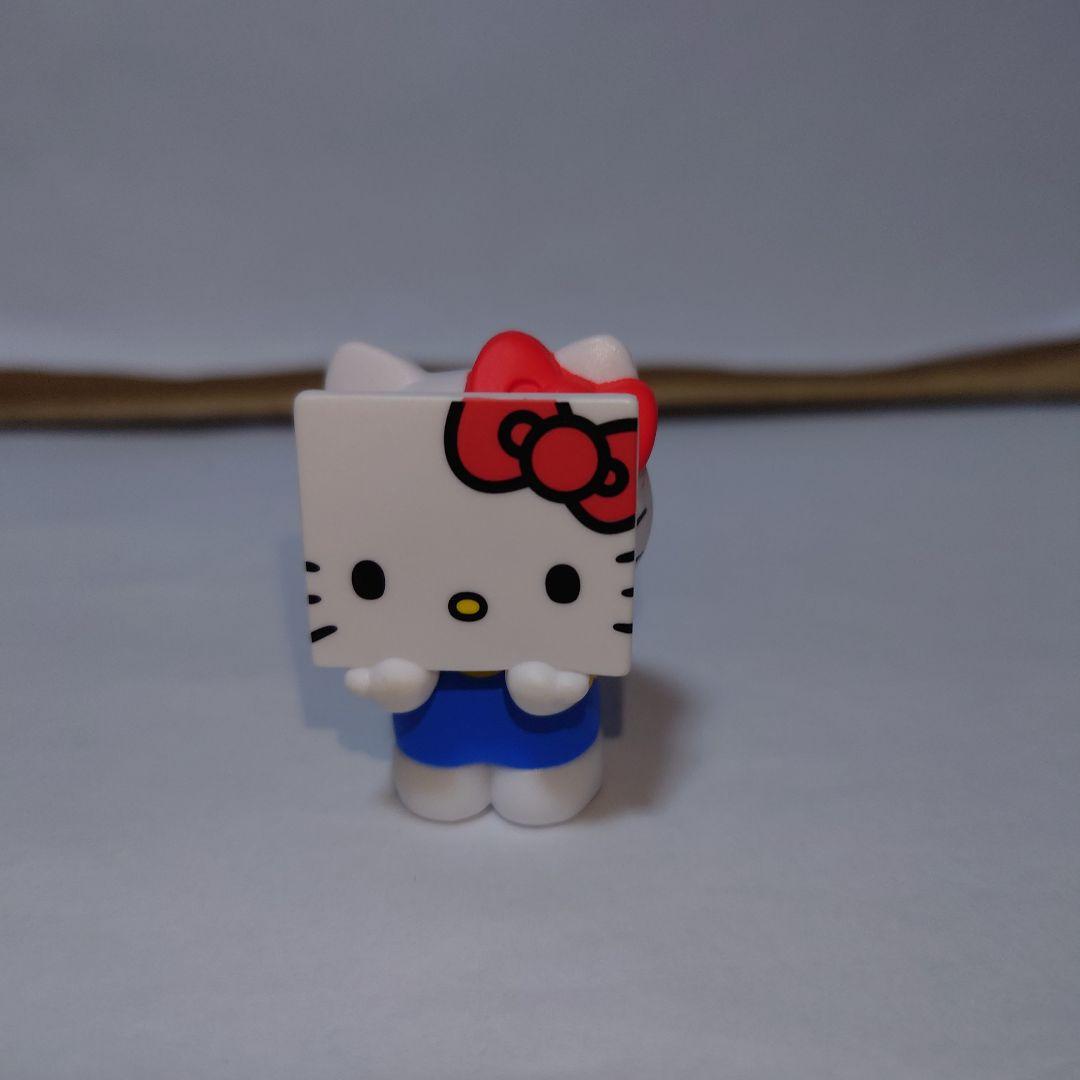 ハローキティ 四角いフィギュア 約6cm - メルカリ