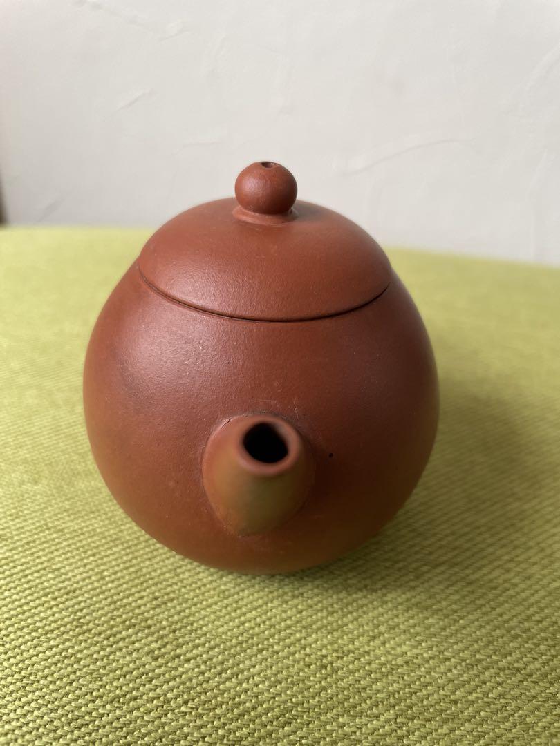 唐物朱泥茄子式急須　(名壺鶴飛　香　孟臣)底款　(水平)蓋款　中国古玩