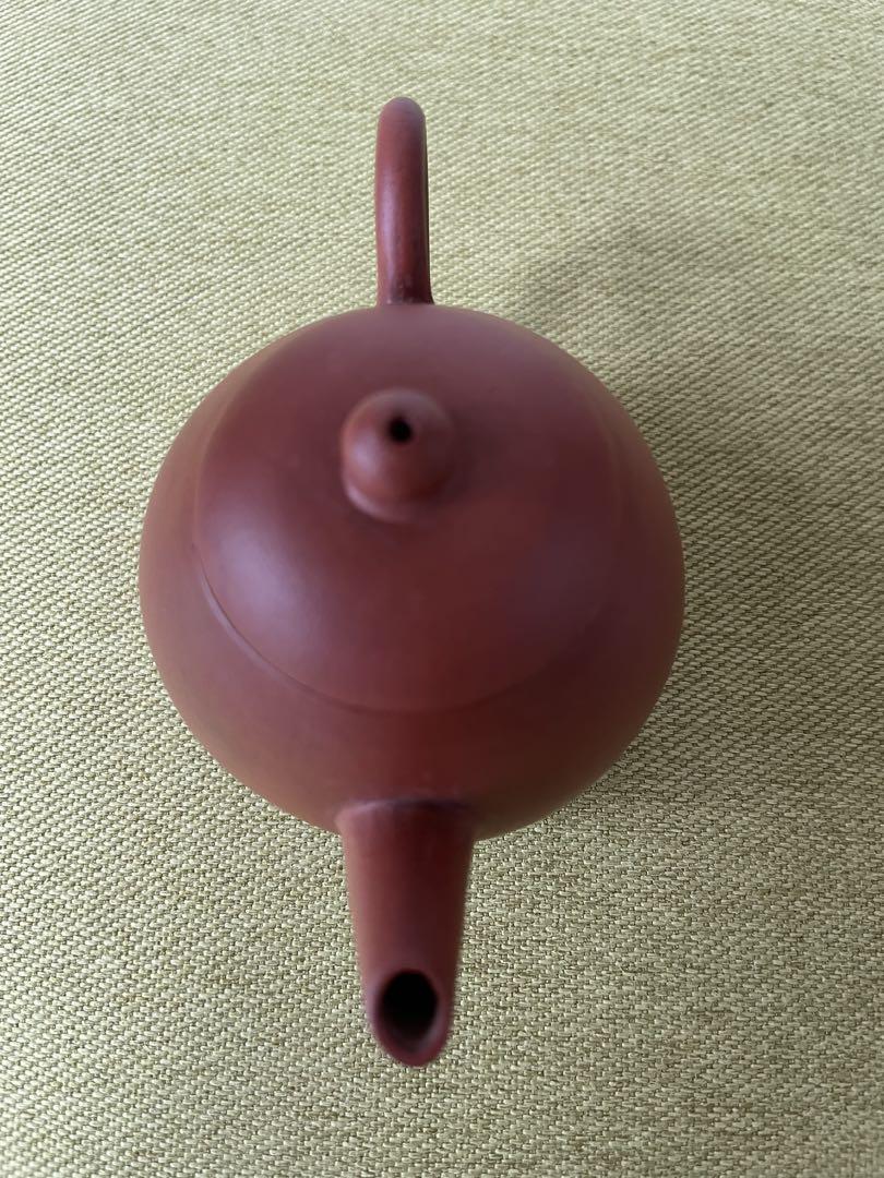 唐物朱泥茄子式急須　(名壺鶴飛　香　孟臣)底款　(水平)蓋款　中国古玩