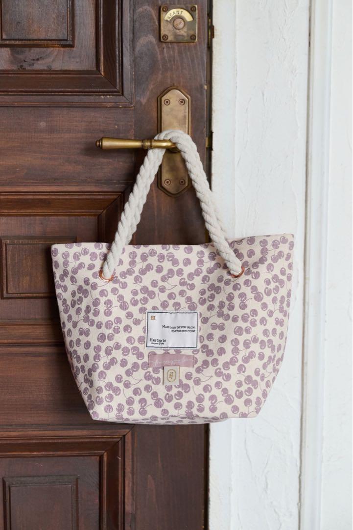 【高額売筋】 HLT Cherry Tote Bag - メルカリ バッグ