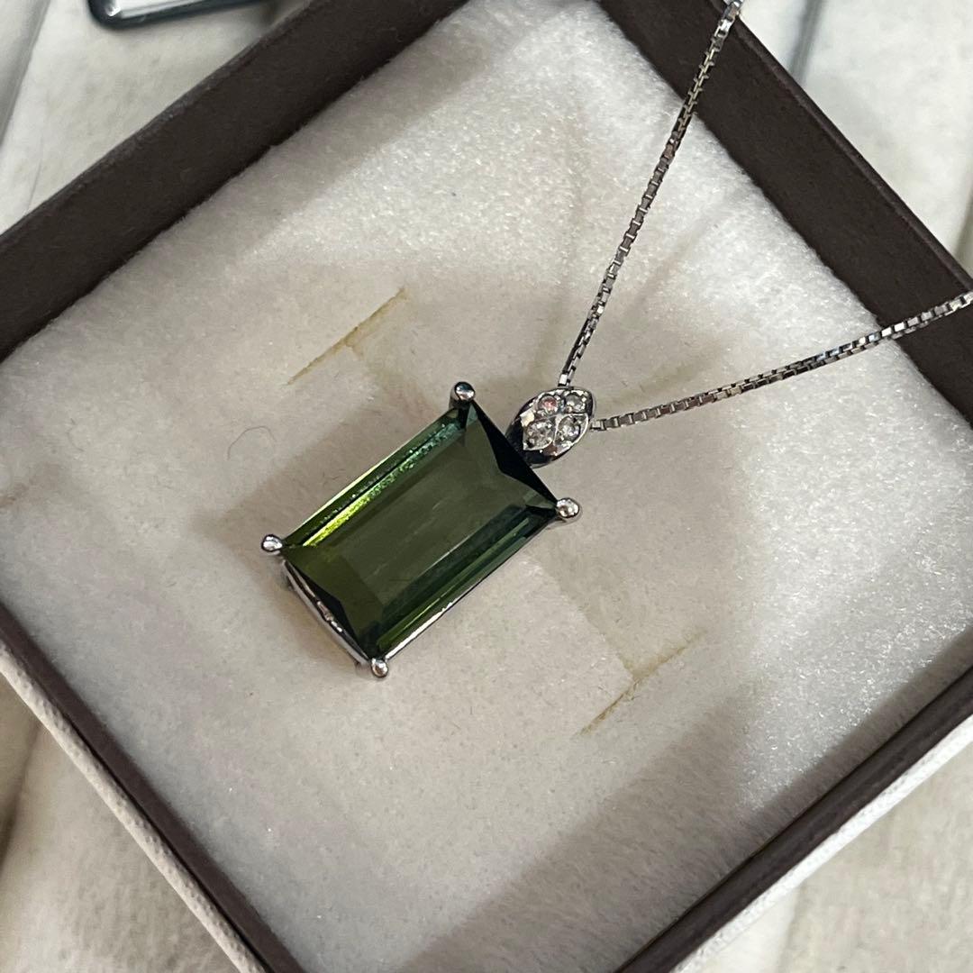 k18wg トルマリン　ダイヤモンド　ネックレス