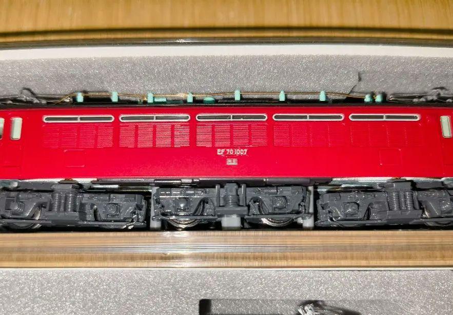 EF210