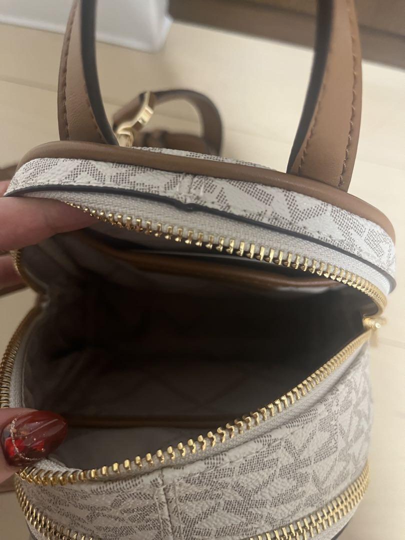 【新品】MICHEAL KORS ミニリュック