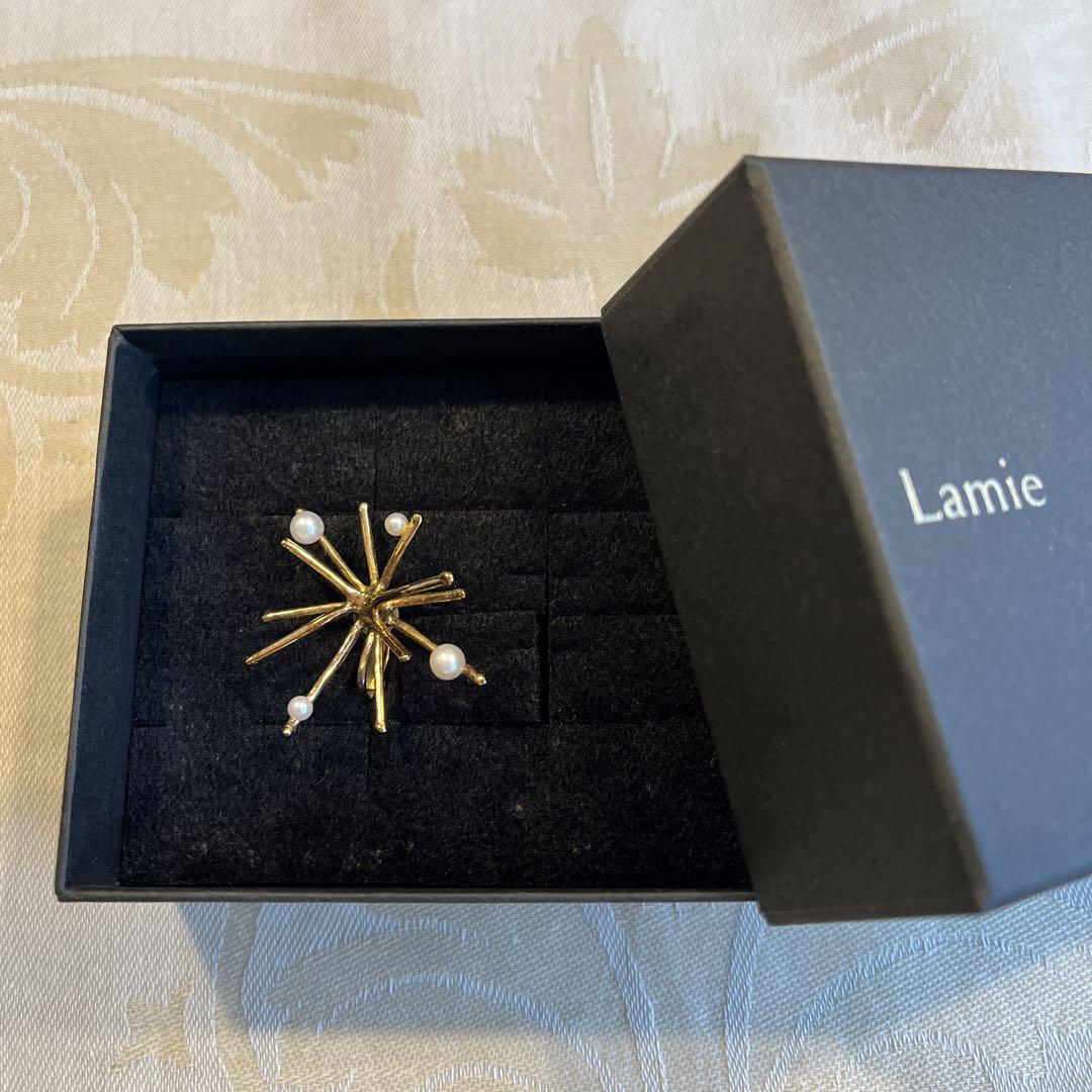 Lamie Pearl Spark (M) イヤリング 1点