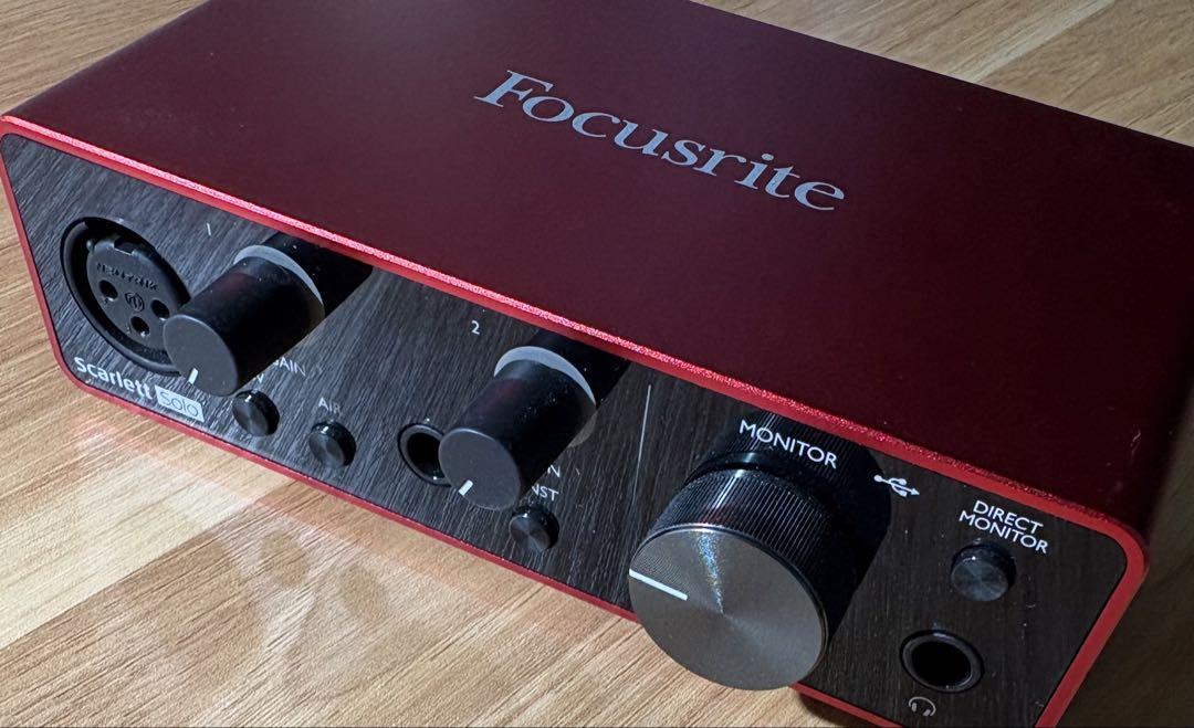 Focusrite オーディオインターフェース レッド