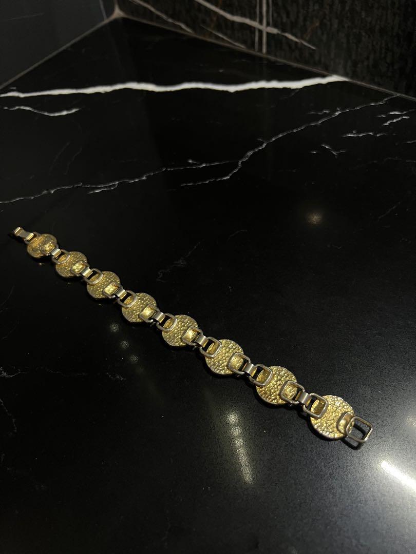から VERSACE ジャンニ ヴェルサーチ メデューサ ブレスレット
