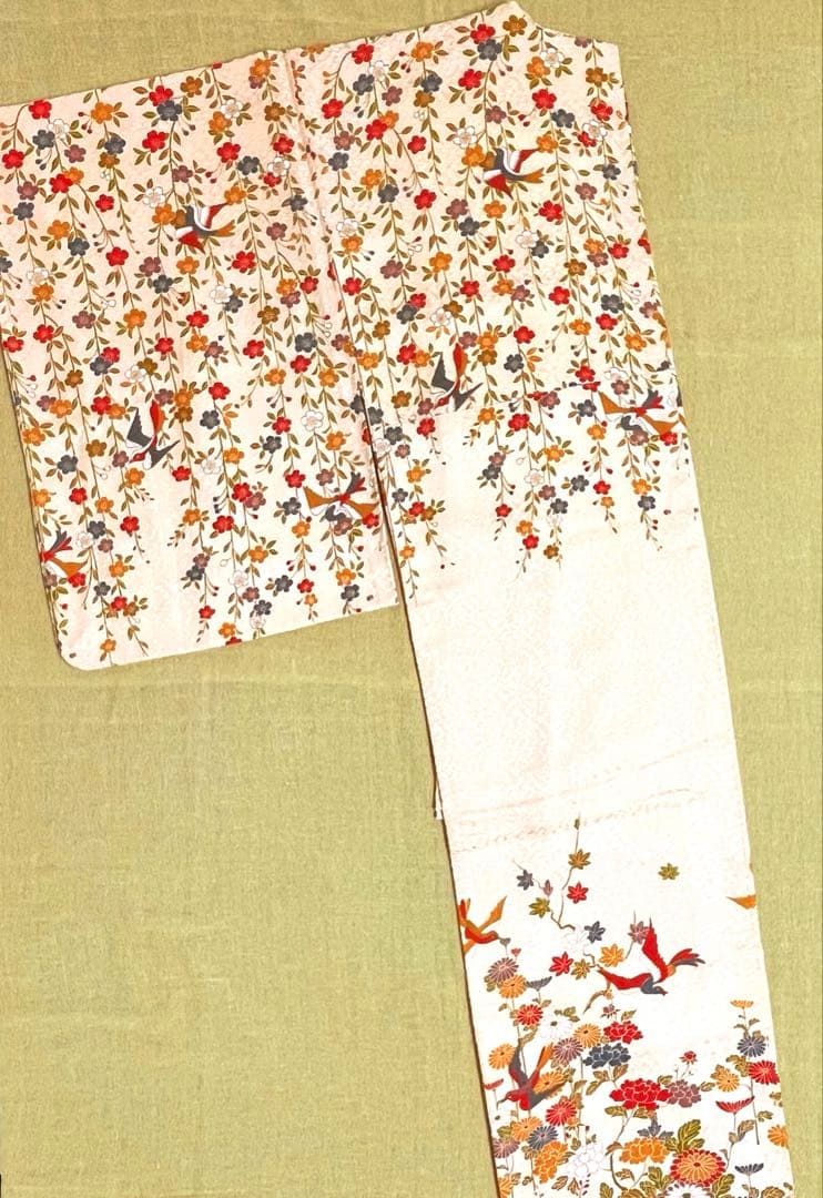 美しい枝垂れ梅と鳥の模様の付下げ訪問着 花尽くし 袖丈長め 共八掛やや傷や汚れあり