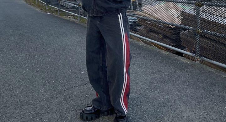 Balenciaga ウォッシュドブラックヴィンテージ デニム