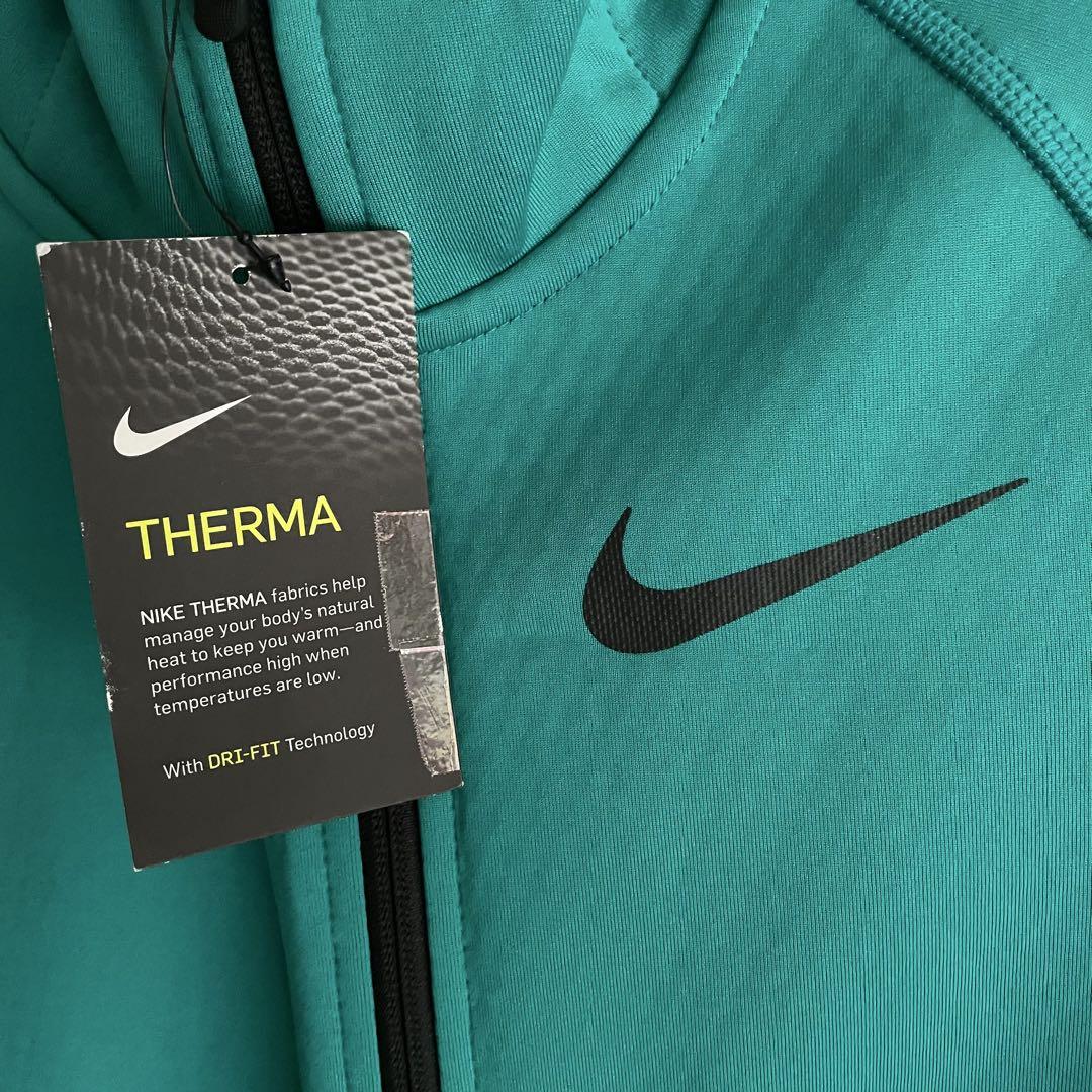おトク情報がいっぱい！ 新品 NIKE サーマスフィア サーマフィット フルジップ ウォーキング・ランニングウェア