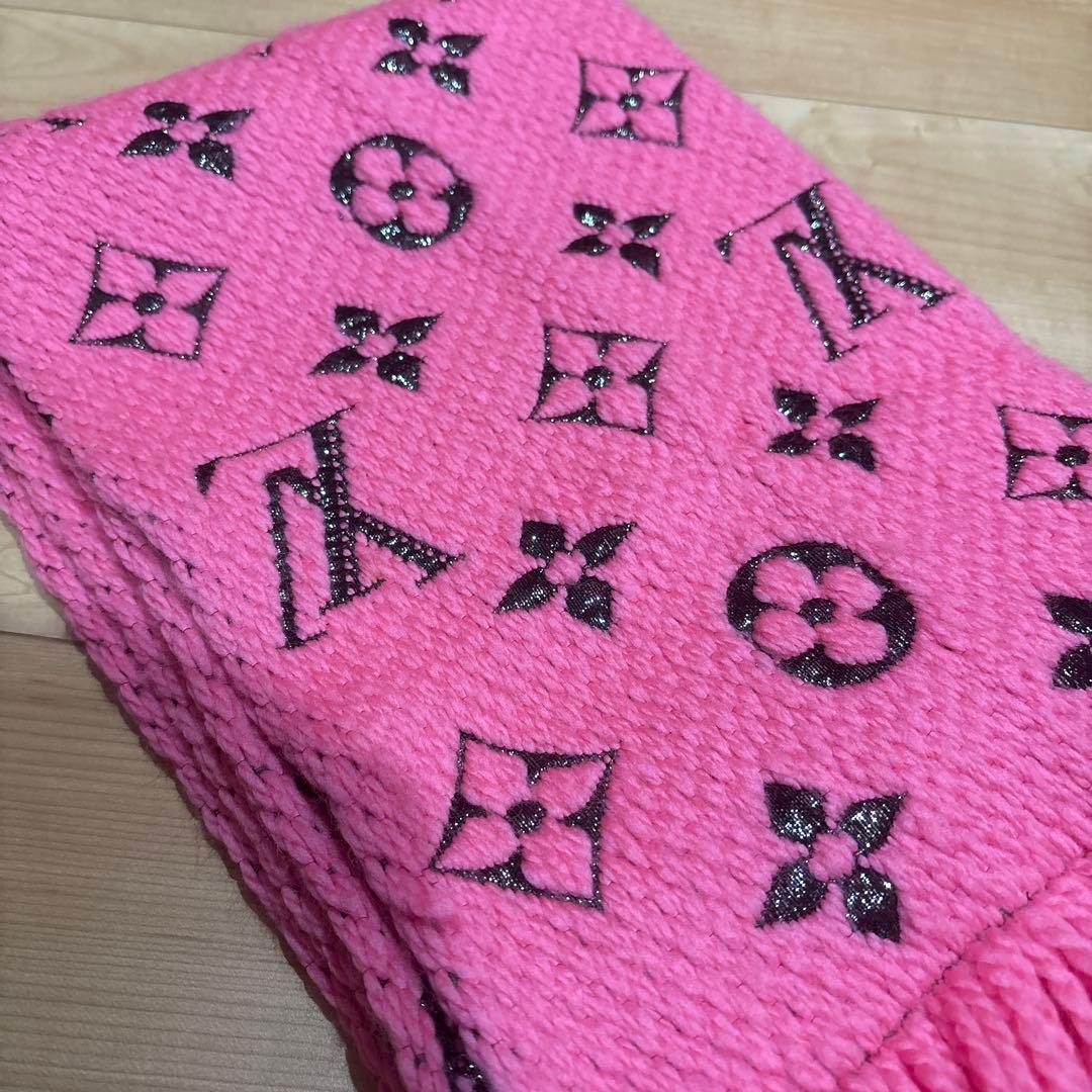 専用✨未使用✨ルイヴィトン✨エシャルプロゴマニア ✨ローズポップピンク ルイヴィトン エシャルプ ロゴマニア マフラー ローズポップ ピンク LV