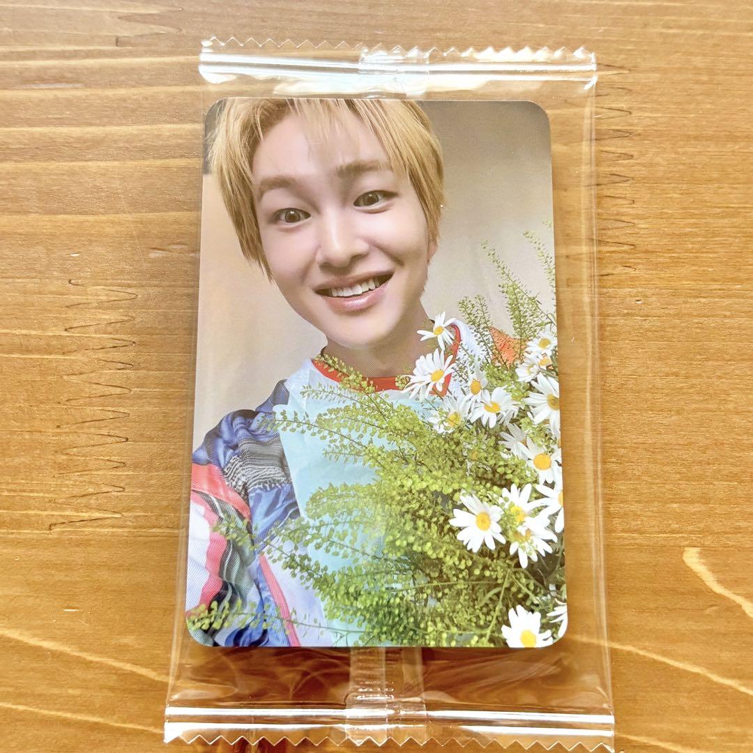SHINee 購入特典トレカ オニュ 2枚 SHINee ONEW》Circle CD＆特典トレカ2種セット② - メルカリ